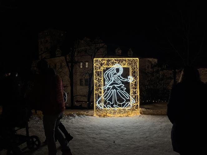 Zamek Pardubice - zdjęcia cennego zabytku Wschodnich Czech. Wnętrza, muzeum, zamek nocą