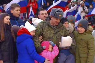 Putin zrobił imprezę z okazji rocznicy wojny. Pokazał porwane dzieci z Mariupola, groził utratą pracy! 