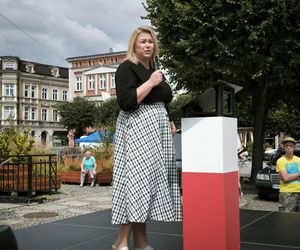 Manifestacja pod hasłem Sto nielegalnej imigracji w Lesznie
