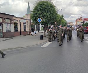 Nadanie sztandaru dla 16 WOG