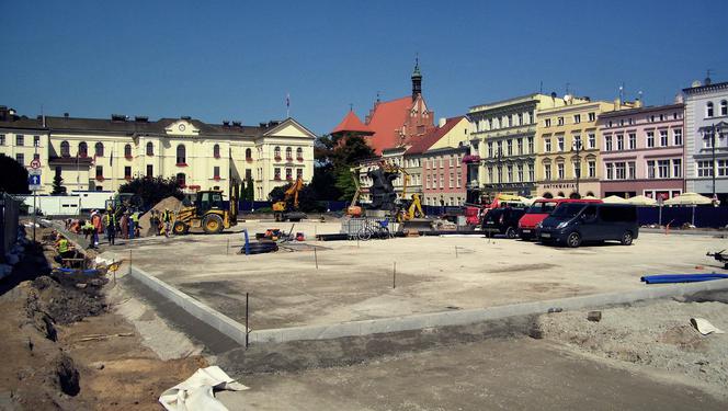 Remont Starego Rynku w Bydgoszczy. Zaglądamy na plac budowy [ZDJĘCIA]