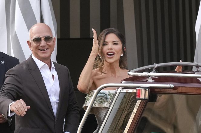 Zobacz, jak ubrali się goście na ślubie Bezosa! Panna młoda szokowała