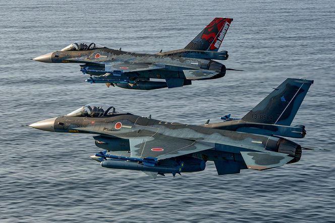 Myśliwce F-2