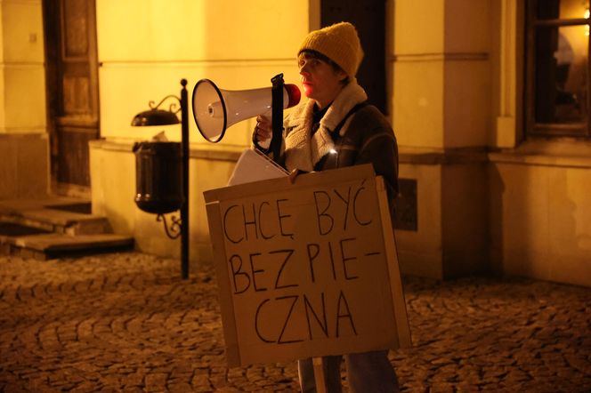 Marsz „Odzyskać noc” w Lublinie. Zwrócili uwagę na problem przemocy wobec kobiet