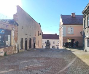 Szokujące odkrycie w Tarnowie. Ciało mężczyzny leżało w centrum miasta