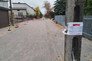 Kończy się remont, a właściwie budowa z kostki ulicy Fabrycznej w Siedlcach