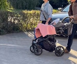 Na dobre i na złe. Blanka (Pola Gonciarz), jej córka Nina (Rita Sobocińska), Krzysztof Radwan (Mateusz Damięcki)