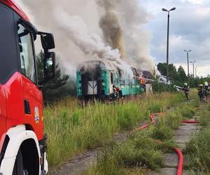 Pożar pociągu w Łazach. Palił się wagon osobowy. To było podpalenie?