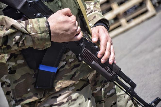 Ukraińscy policjanci zmuszani do służby przez rosyjskie wojska. Powstaje nowa milicja