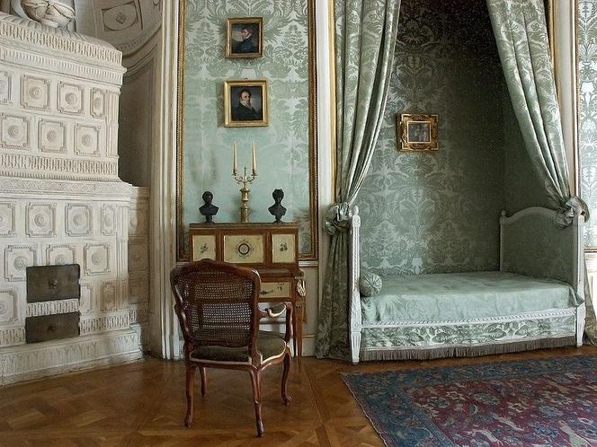 Styl Ludwika XVI: sypialnia