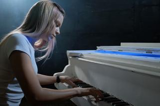 Rosyjska pianistka zagrała cover Metalliki. Nagranie podbija sieć (WIDEO)