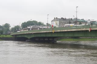 Powódź w Krakowie 24.05.2019: Fala kulminacyjna na Wiśle: zalane bulwary, okropny widok