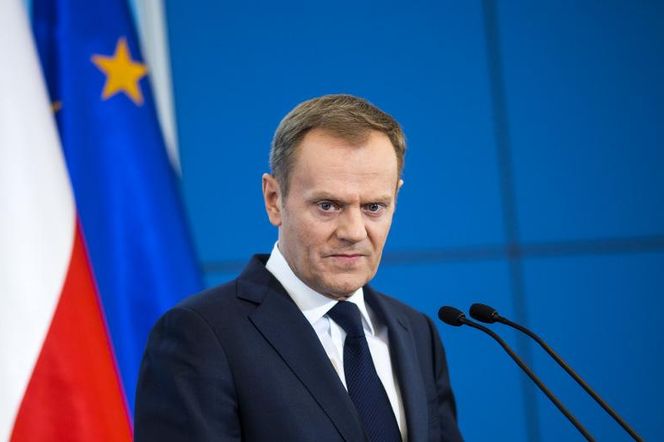 Tusk podsumował pierwszy dzień szczytu w Paryżu