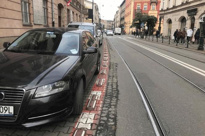 Kraków: Na Grzegórzeckiej nie będzie ścieżki rowerowej. Nowa organizacja