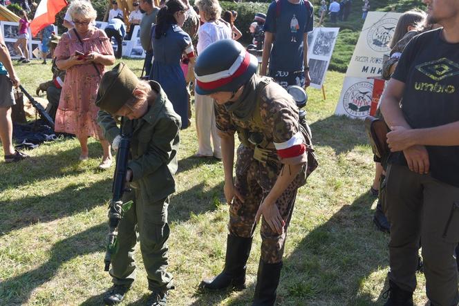 Obchody 80. rocznicy wybuchu Powstania Warszawskiego w Toruniu. Mieszkańcy grodu Kopernika pamiętają o bohaterach