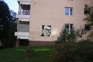 Blok przy ul. Sonaty 6 na Mokotowie, w którym żył Beksiński