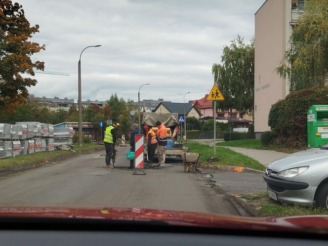 Trwa remont nawierzchni ulic Romanówka i Unitów Podlaskich w Siedlcach