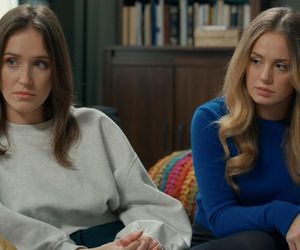 Barwy szczęścia, odcinek 3149. Madzia (Natalia Sierzputowska), Oliwka (Wiktoria Gąsiewska) 