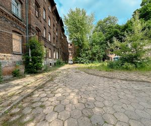 Zabytkowe famuły Izraela Poznańskiego w Łodzi 