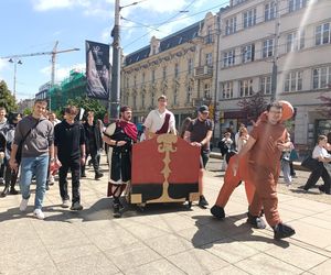 Korowód studencki rozpoczyna Juwenalia Śląskie 2025 w Katowicach