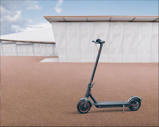 Hulajnoga Xiaomi - Mi Electric Scooter Pro