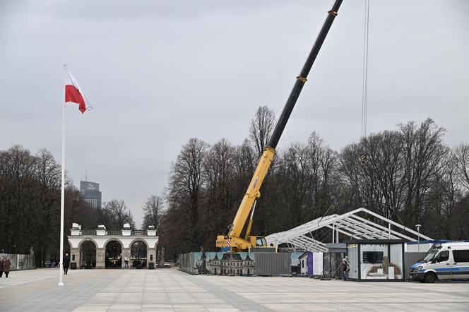 Budowa zadaszenia nad zabytkowymi pozostałościami Pałacu Saskiego 