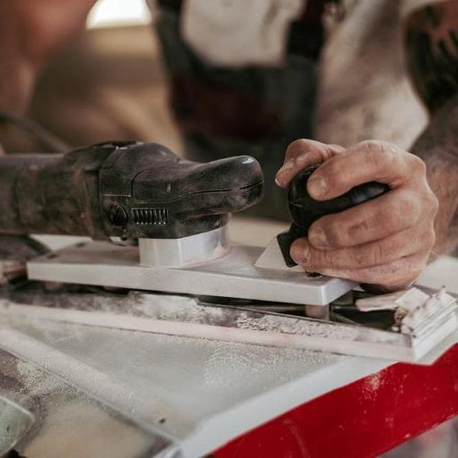 Justyna Lisicka: Porzuciła muzykę dla biznesu samochodowego. Odnawia auta z całego świata!