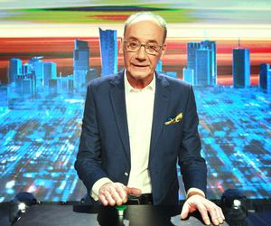 Dariusz Szpakowski obchodzi 74. urodziny! Tak legendarny polski komentator zmienił się przez lata [GALERIA]