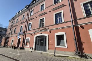 Wybudowany w w połowie XVII wieku zdobi centrum Lublina. Historia Pałacu Parysów