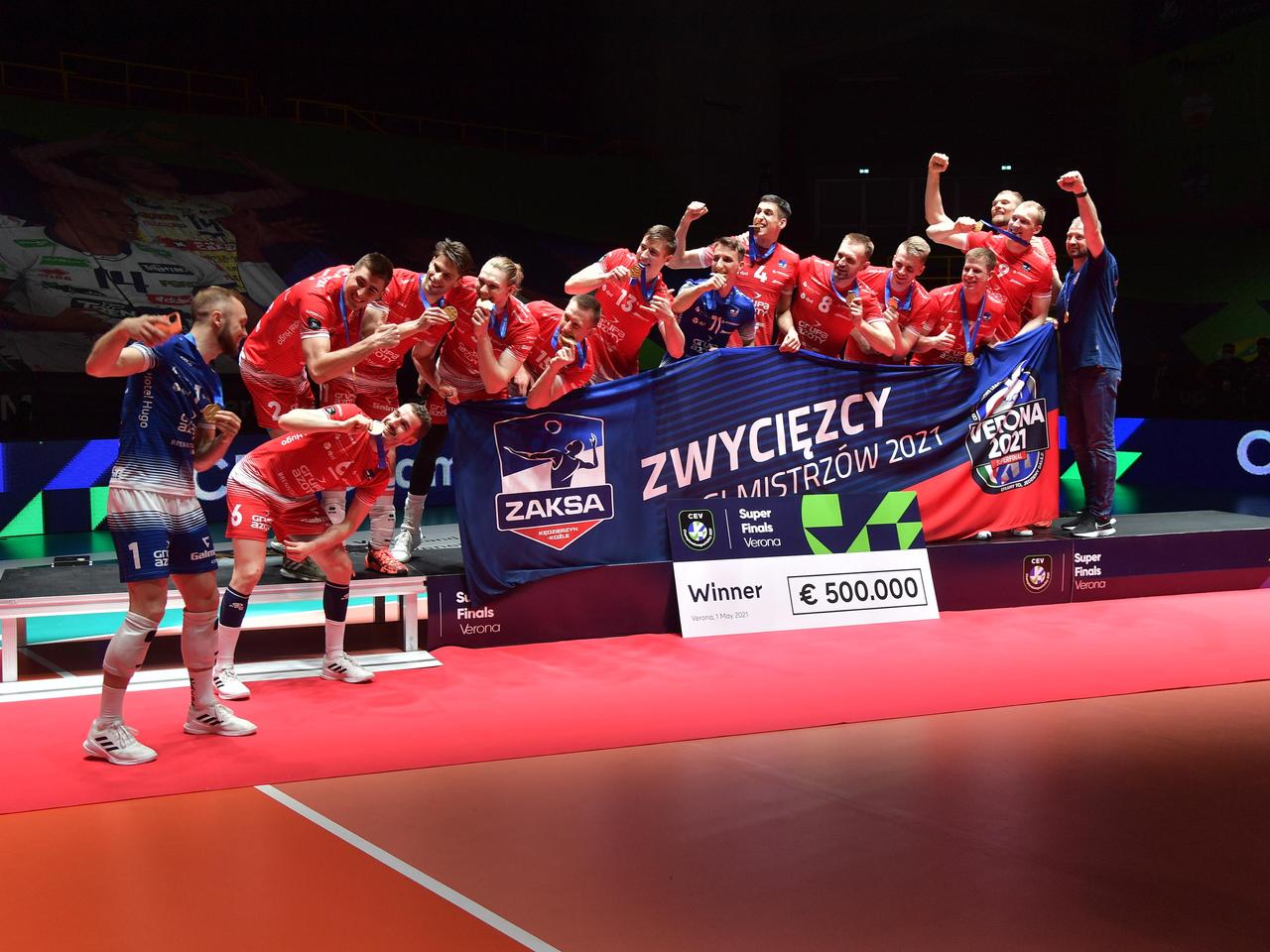 2 300 000 złotych czeka w Lublanie na siatkarzy Zaksy Kędzierzyn