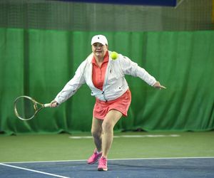 Katarzyna Niezgoda i ukochany rozgrzali kort! Spódniczka kusa, za to mimika na bogato