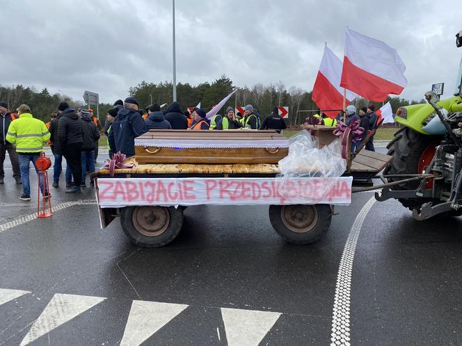 Rozpoczął się protest rolników. Pojawiły się już pierwsze utrudnienia