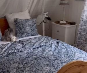 Małgorzata Rozenek-Majdan bez makijażu. Nie wygląda na swój wiek!