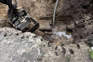 Awaria rury wodociągowej przy ul. Kadłubka