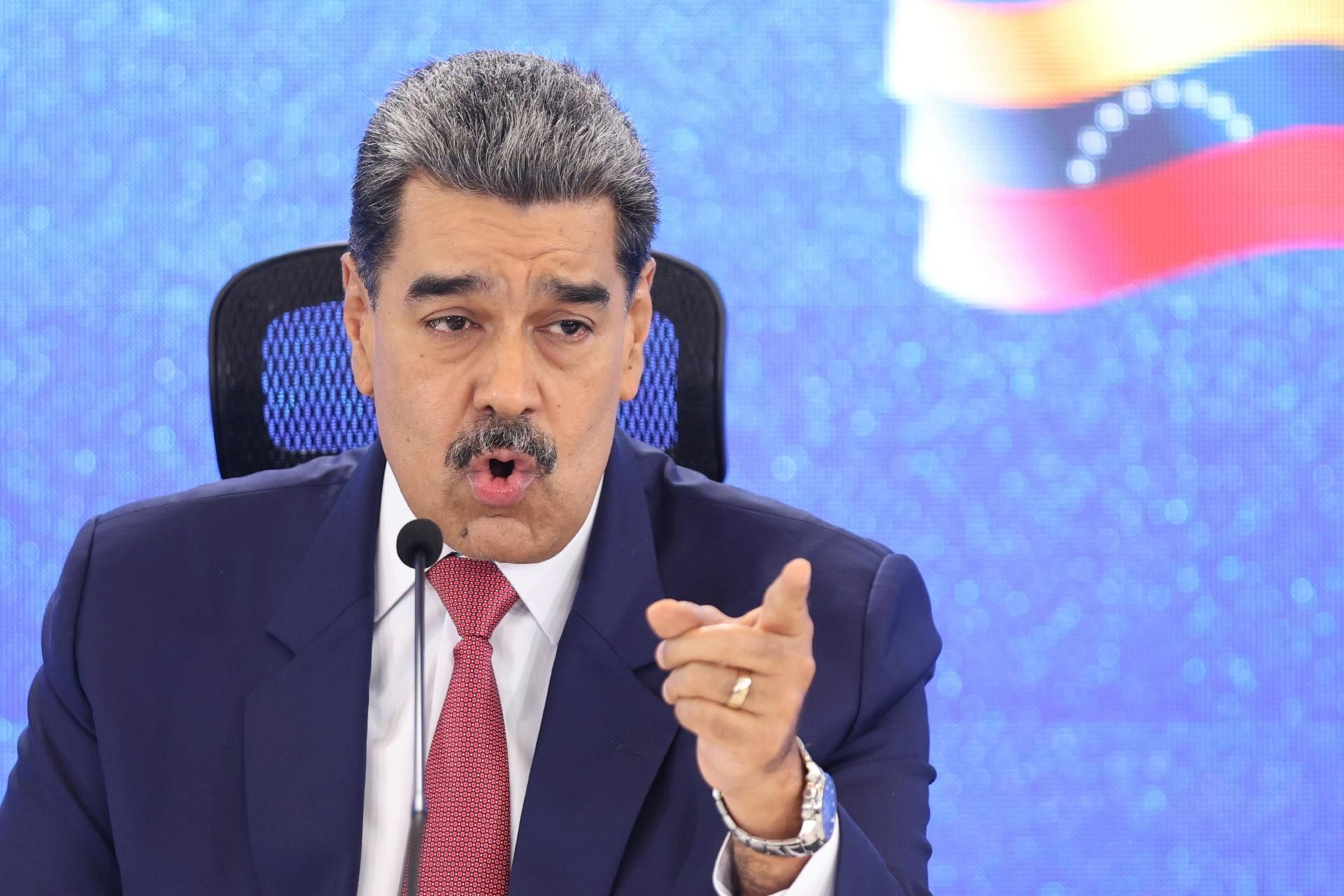 Trump Maduro