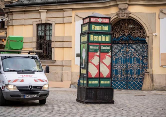 Wrocław zamienia się z powrotem w Breslau? Na ulicach miasta powstaje nowy serial. Zobacz, jak wygląda plan zdjęciowy [ZDJĘCIA]