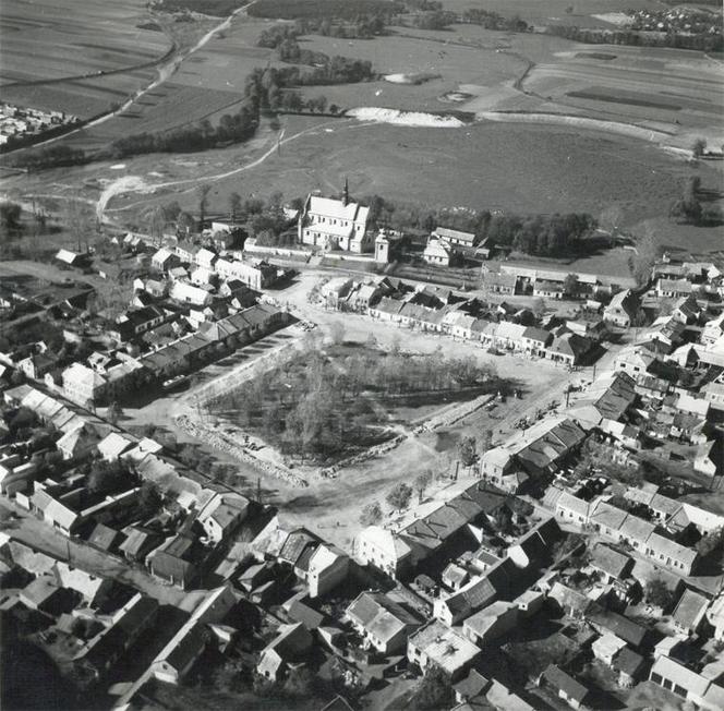 Raków widok z lotu ptaka, fot. Zbyszko Siemaszko 1967 r.