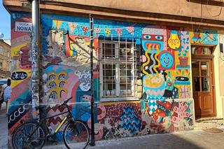 Te murale w Krakowie trzeba zobaczyć. Zachwycą każdego miłośnika street artu