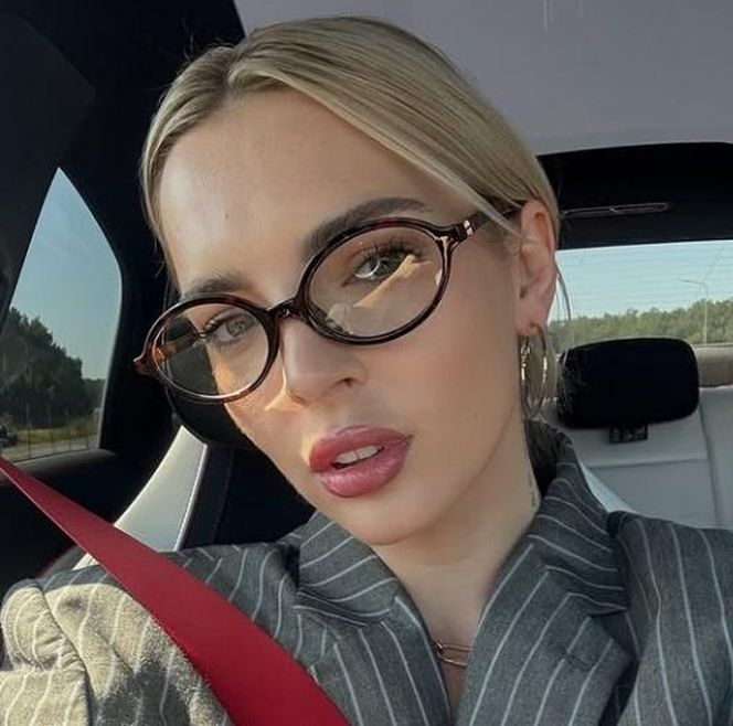 Karolina Brzuszczyńska, Way of Blonde