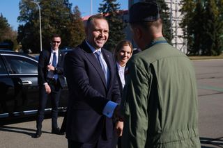 Prezydent Nawrocki przybył do USA. W planie wizyty są m.in. spotkania z Polonią i wystąpienie na forum ONZ
