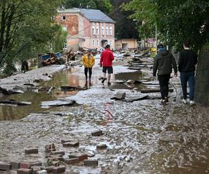 Powódź w Polsce. Radochów odcięty od świata! Ludzie piją deszczówkę. Ryzyko chorób i zakażeń