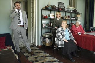 Barwy szczęścia odc. 2710. Bożena (Marieta Żukowska), Bruno (Lesław Żurek), Tomasz (Kazimierz Mazur), Amelia (Stanisława Celińska)