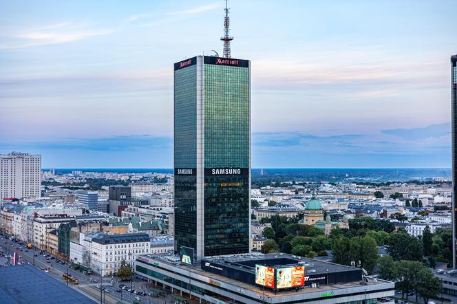 Koniec warszawskiego Marriota. Słynny hotel w centrum stolicy zmienia nazwę. W tle spór o pieniądze