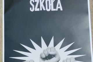 Protest w Tarnowie! Młodzi stanęli w obronie Jana Ryby. Oddajcie nam dyrektora