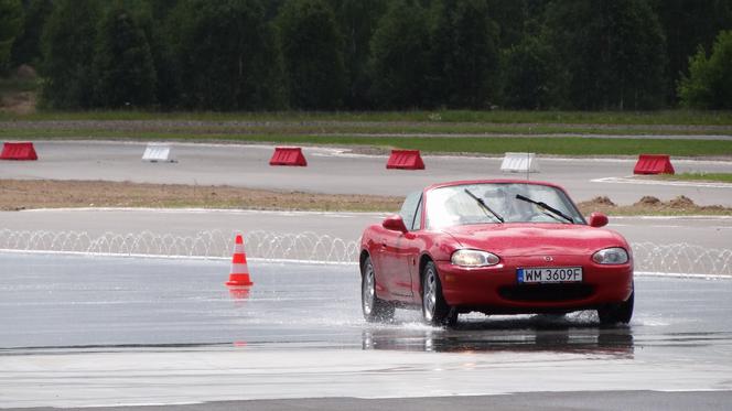 Mazda MX-5 - zlot 2014 fanów w Polsce na torze Jastrząb