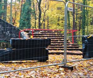 Porządkowanie terenu wokół wieży Quistorpa