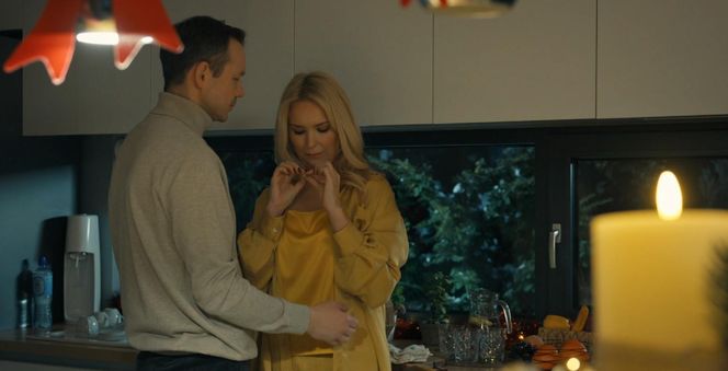 Barwy szczęścia odc. 3199. Bruno (Lesław Żurek), Karolina (Marta Dąbrowska)