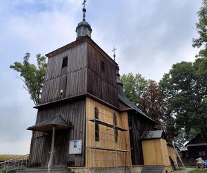 Mieszkańcy Mostka w szoku! Nie dowierzają, że ich proboszcz mógł krzywdzić dzieci