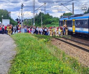 Pożar lokomotywy w Tychach. Ewakuowano pasażerów