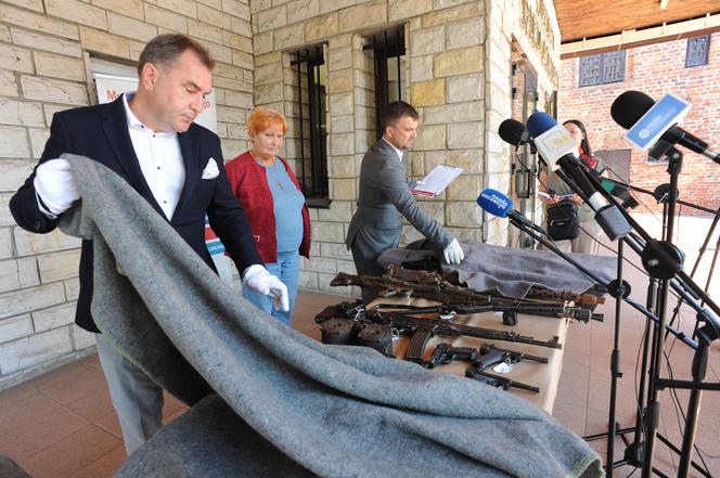 Kołobrzeg: Broń z okresu II wojny Światowej trafiła do muzeum w Kołobrzegu